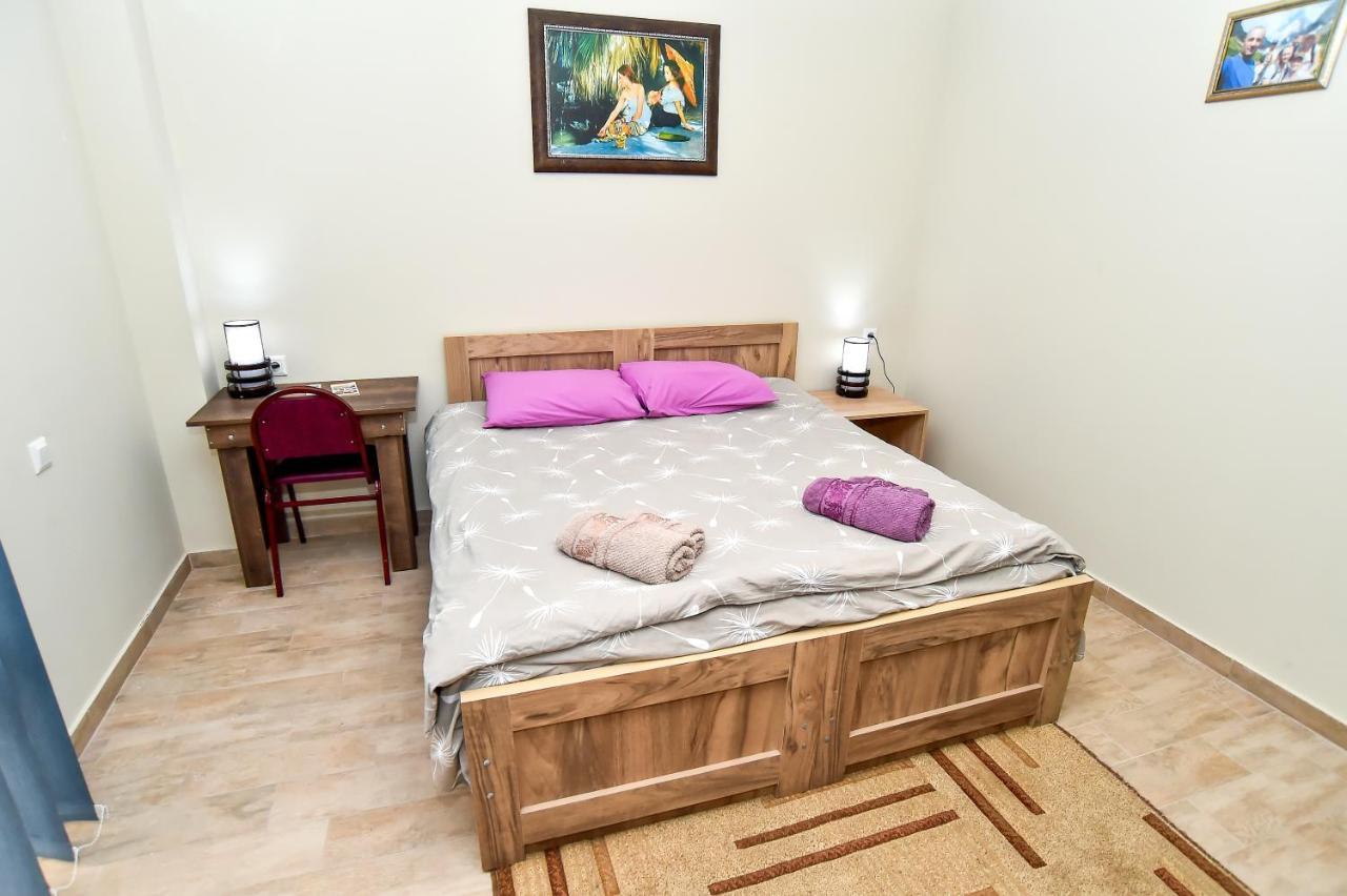 Hotel Maspindzelo クタイシ エクステリア 写真