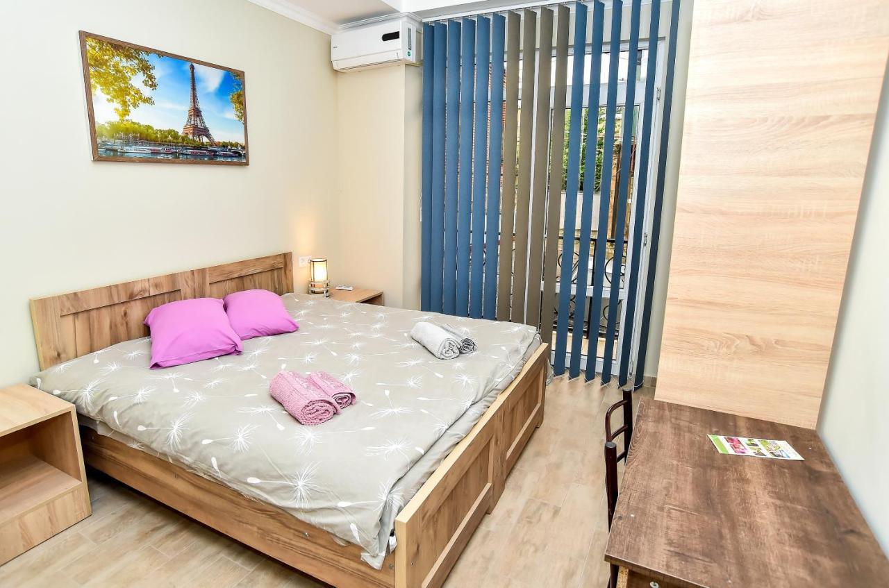 Hotel Maspindzelo クタイシ エクステリア 写真