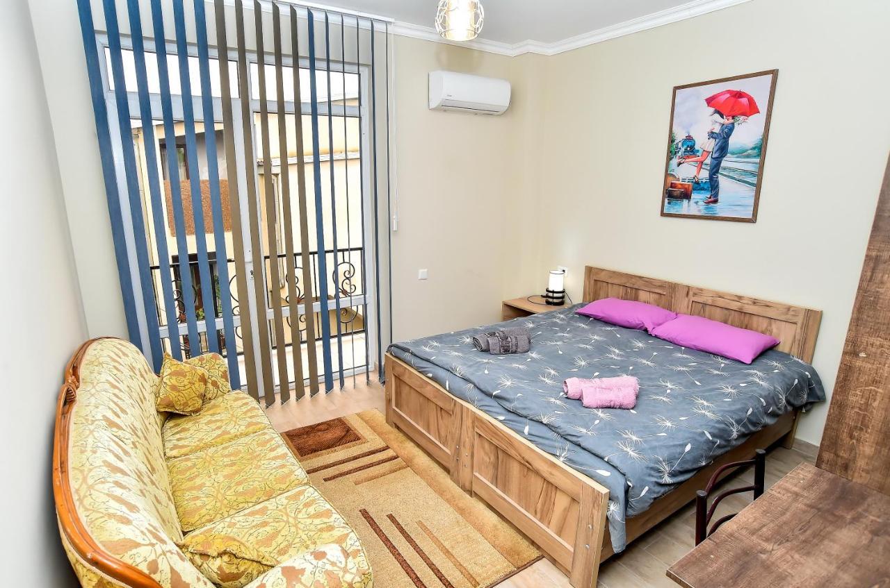 Hotel Maspindzelo クタイシ エクステリア 写真