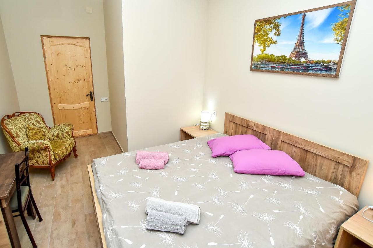 Hotel Maspindzelo クタイシ エクステリア 写真