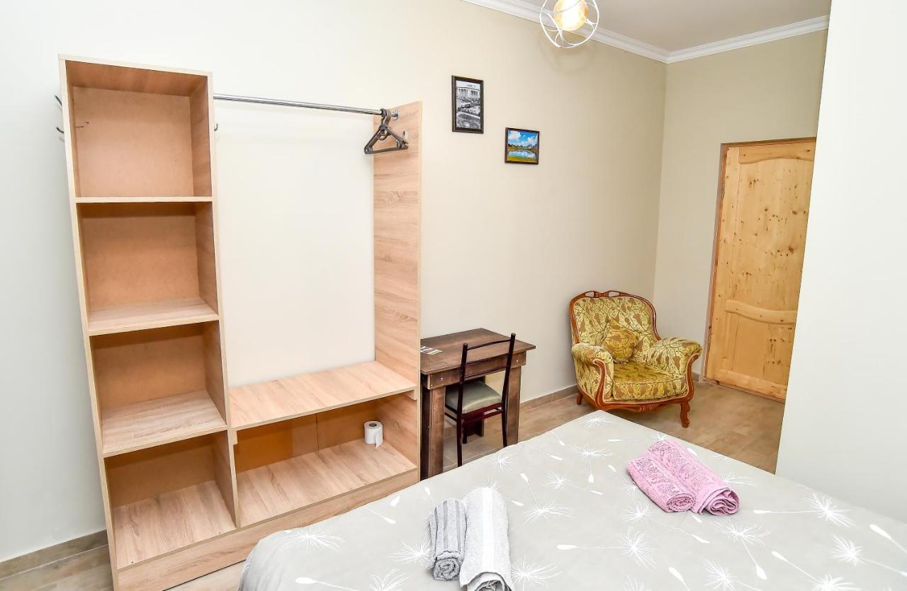 Hotel Maspindzelo クタイシ エクステリア 写真