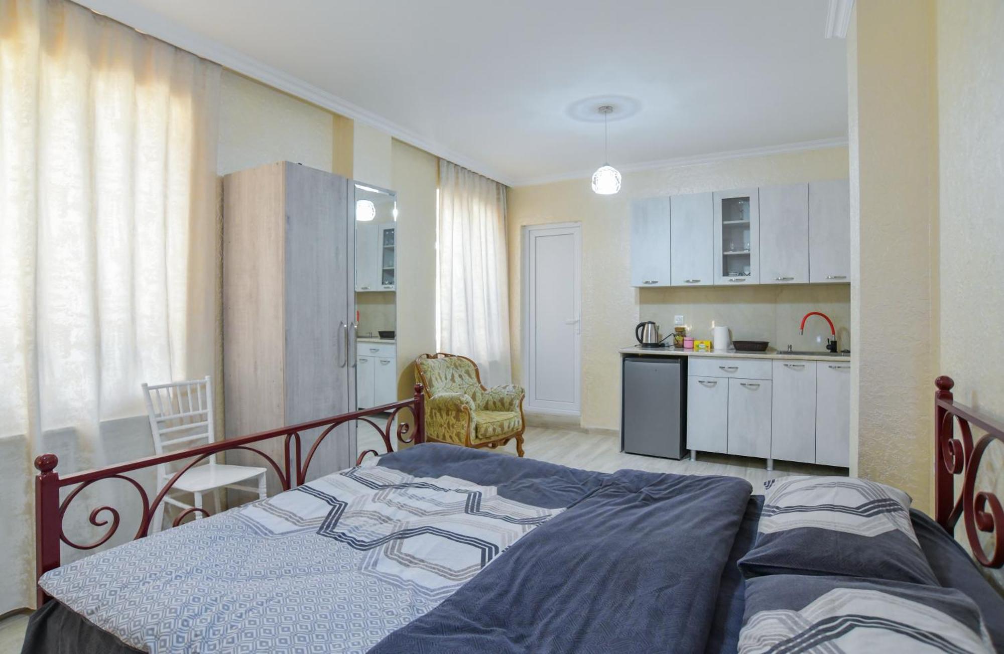 Hotel Maspindzelo クタイシ エクステリア 写真